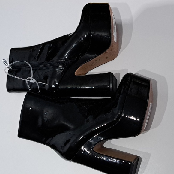 Jessica Simpson Madlaina Patent Platform Booties - Picture 5 of 9